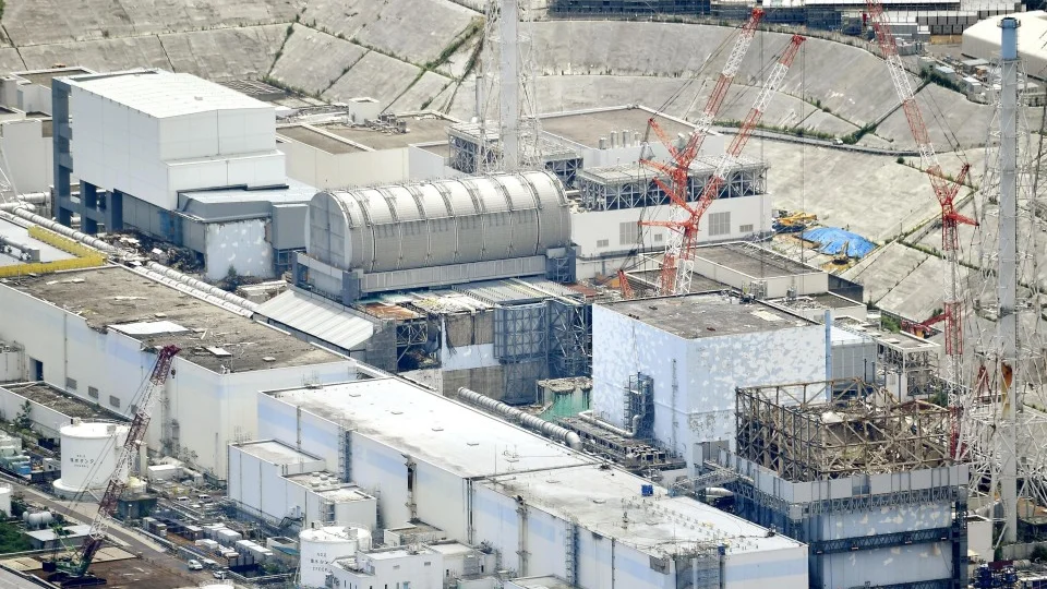 Fukushima nuclear debris removal to begin in 2021
