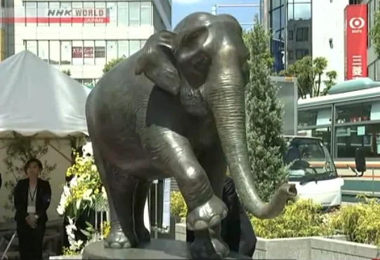 Statue of elephant Hanako built in Tokyo