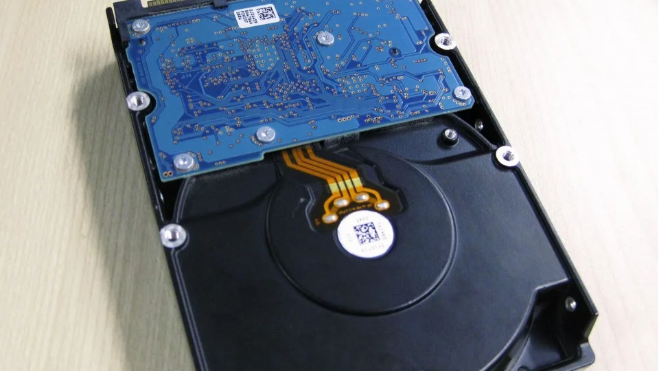 Man arrested over stealing Japan local gov't hard drives with personal info
