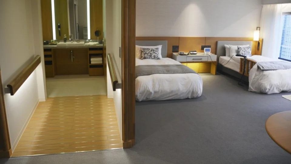 New Tokyo ordinance to boost barrier-free hotel rooms ahead of Paralympics