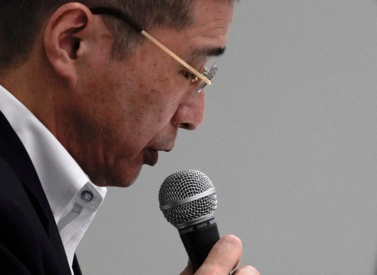 Nissan boss quits as Carlos Ghosn pay scandal deepens