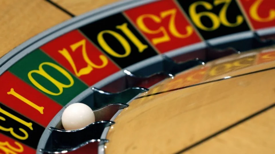Japan mulls withholding tax system on casino winnings by foreigners