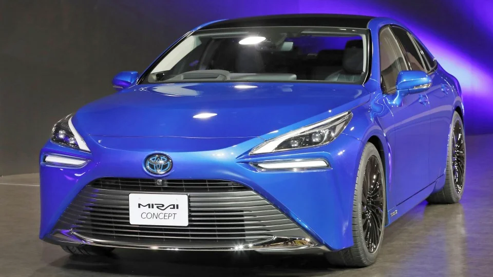 Toyota's new fuel cell model to debut in 2020 with 30% longer range