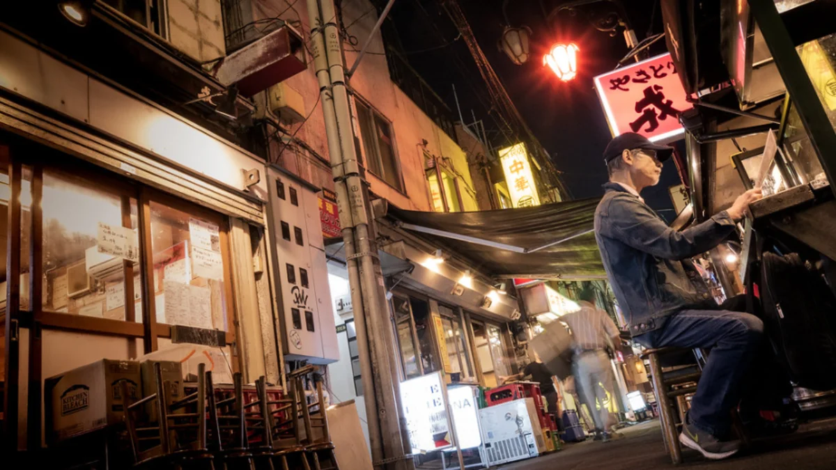 Late Night Eats. Nishi-Ogikubo, Tokyo, Japan.