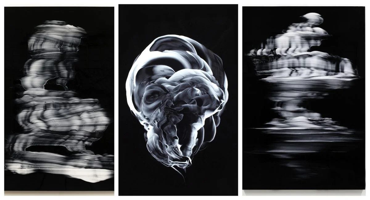 The Abstract, Single-Stroke Paintings of Daigoro Yonekura