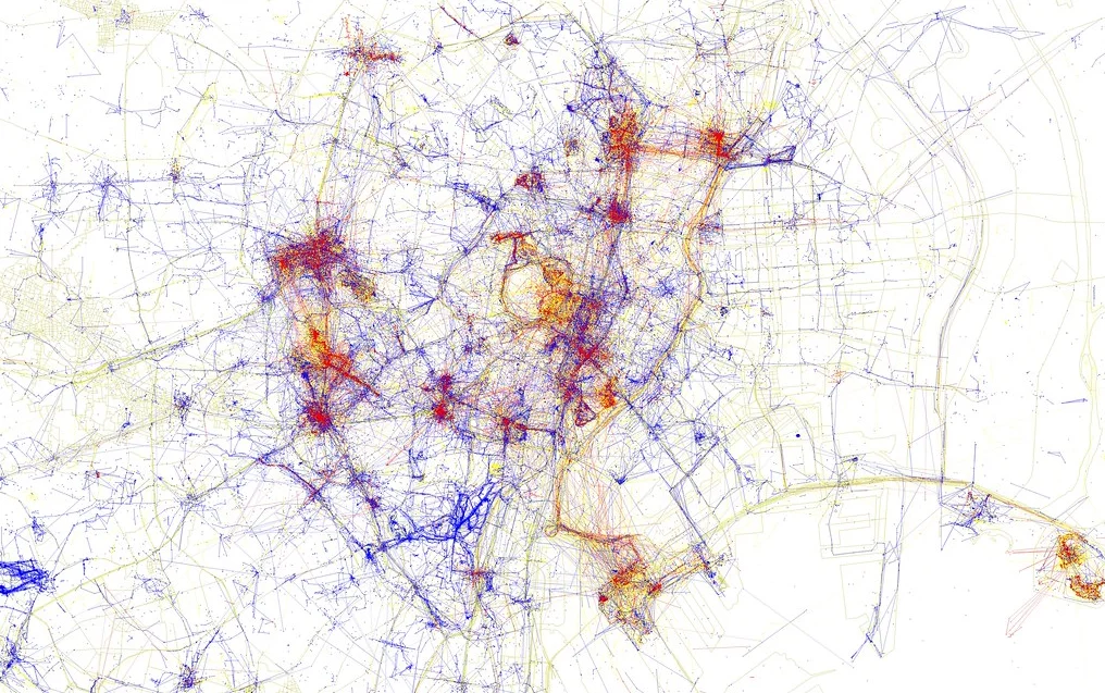 Tokyo (and other cities) as viewed by locals and tourists