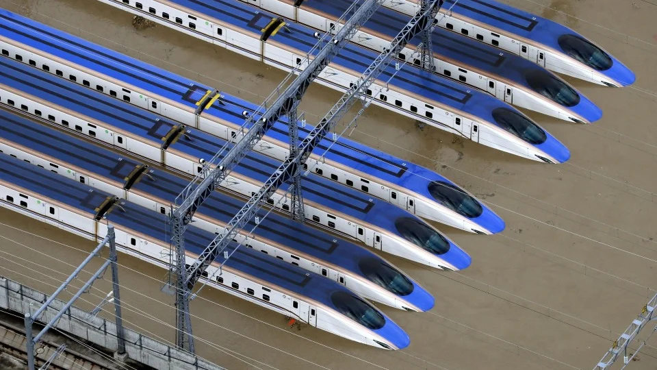 All 10 typhoon-flooded shinkansen bullet trains to be scrapped