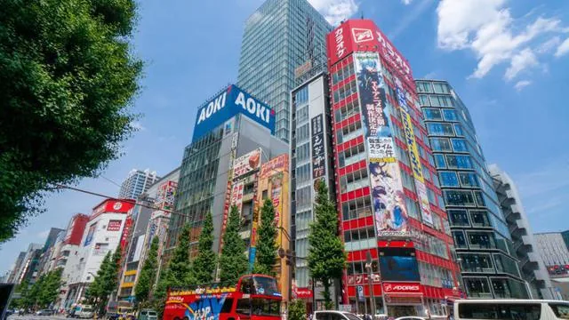 Prominent Akihabara game centre Adores Building 2 is closing forever