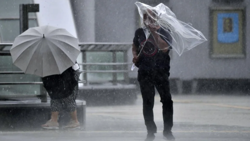 Rugby: Typhoon could alter schedule for France-U.S. clash in Kyushu