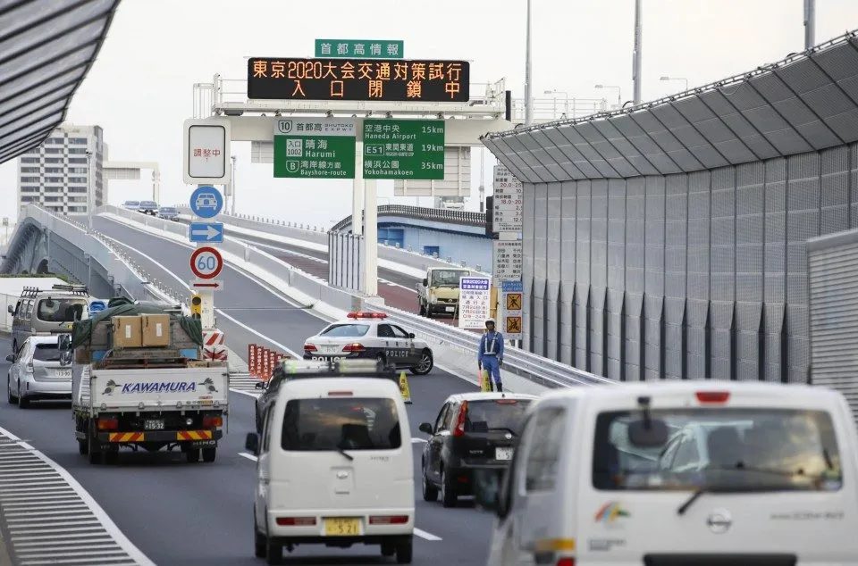 Tokyo expressway to adjust tolls to curb traffic during Olympics