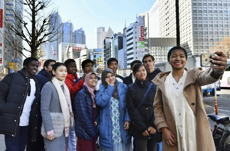 Success rate for Japanese-language student visa applications plunges