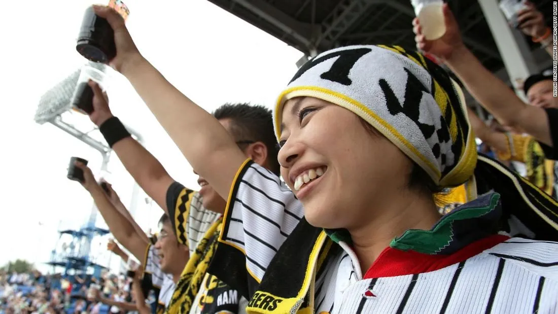 The surprising experience of a Tokyo baseball game