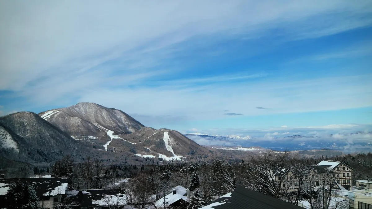 A Day at Nagano’s Ryuoo Ski Park