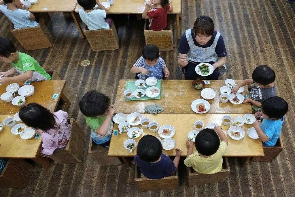 Japan School Lunches Rated Most Nutritious Among Developed Nations