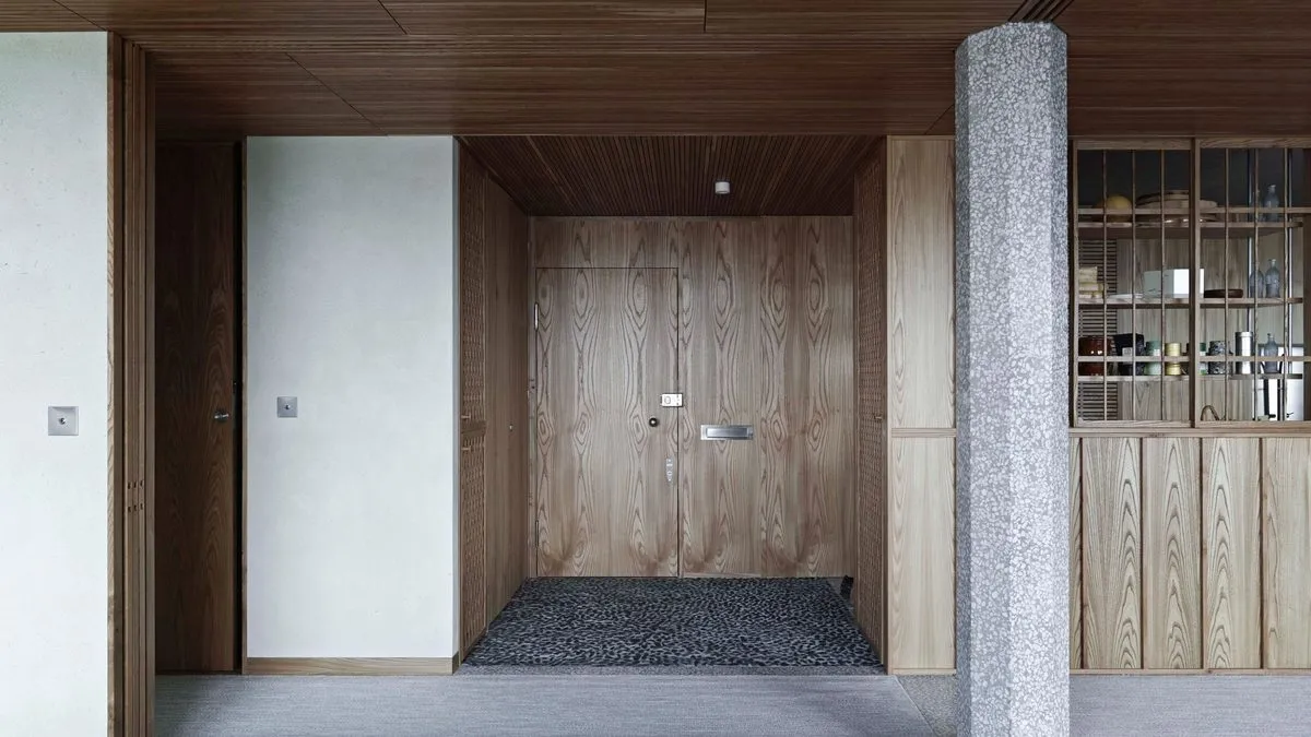 Flat in Barbican's Shakespeare Tower is infused with Japanese details